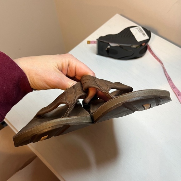 Men's Chaco Classic Leather Flip Flop Sandal M8 - Picture 8 of 10